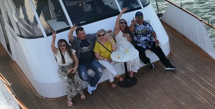 Private family yacht charter in Newport Beach